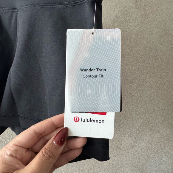 NWT LULULEMON WUNDER UNDER HR SHORT - Picture 2 of 5